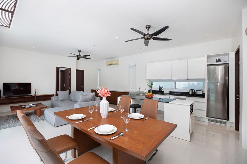 Deluxe Villa | In-room dining