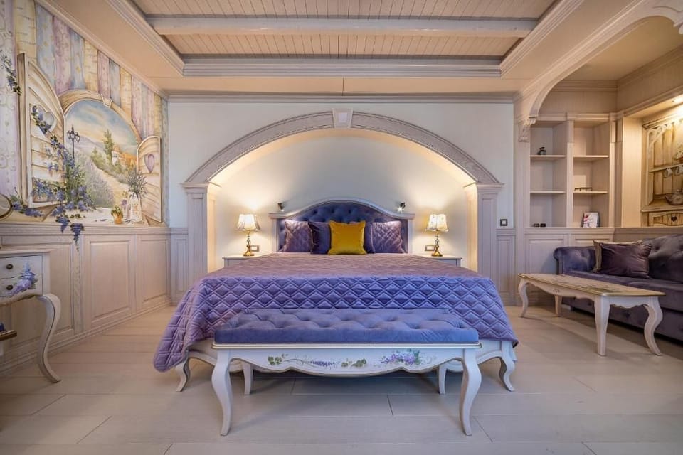 Luxury Studio Suite | Premium bedding, minibar, in-room safe, desk
