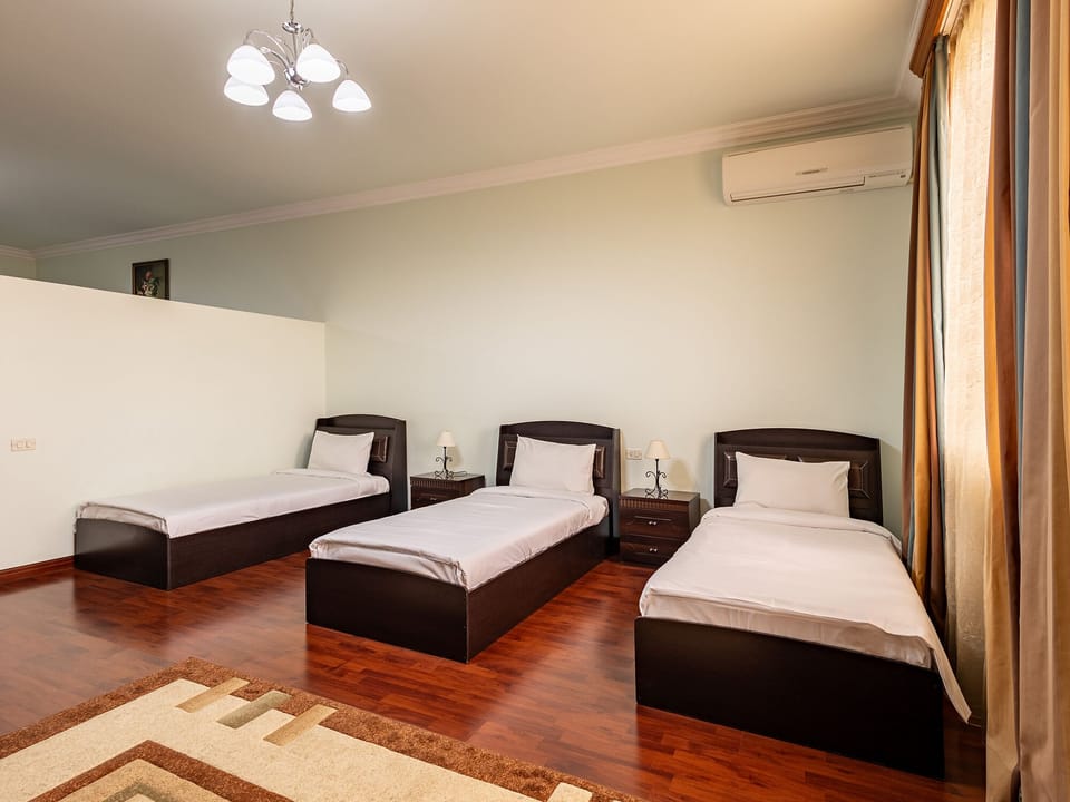 In-room safe, desk, laptop workspace, soundproofing