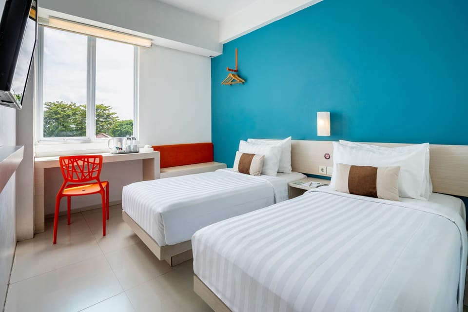 Superior Twin Room | Premium bedding, desk, blackout drapes, iron/ironing board (on request)