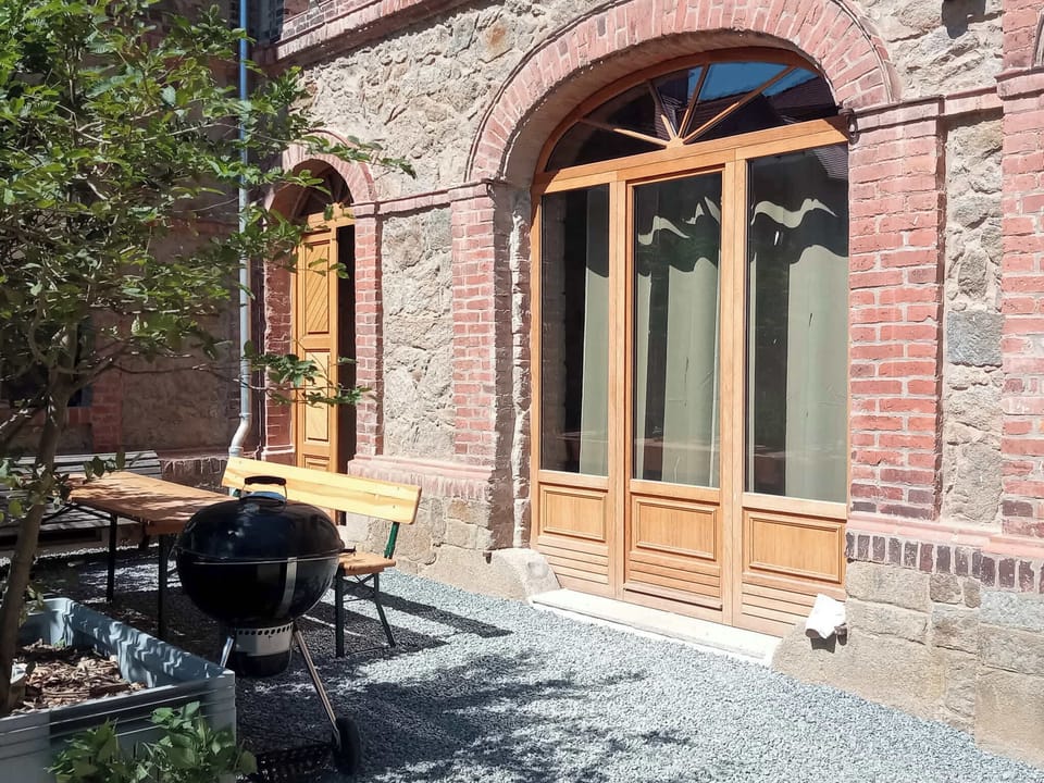 Große Fensterfronten für viel Licht