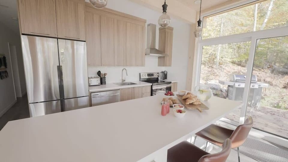 Fully equipped kitchen ready for prepping meals.