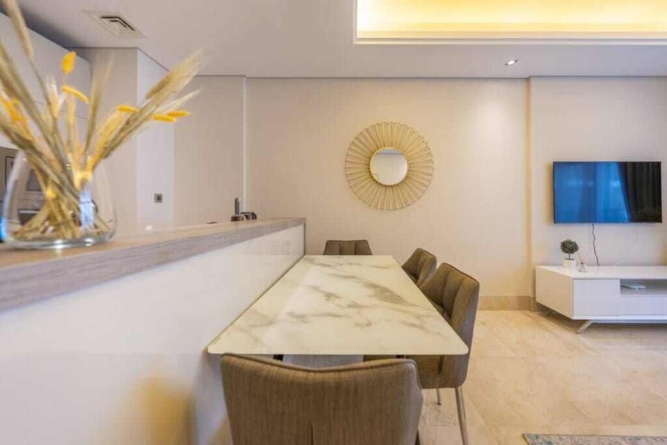 3. Dining area 1.jpg