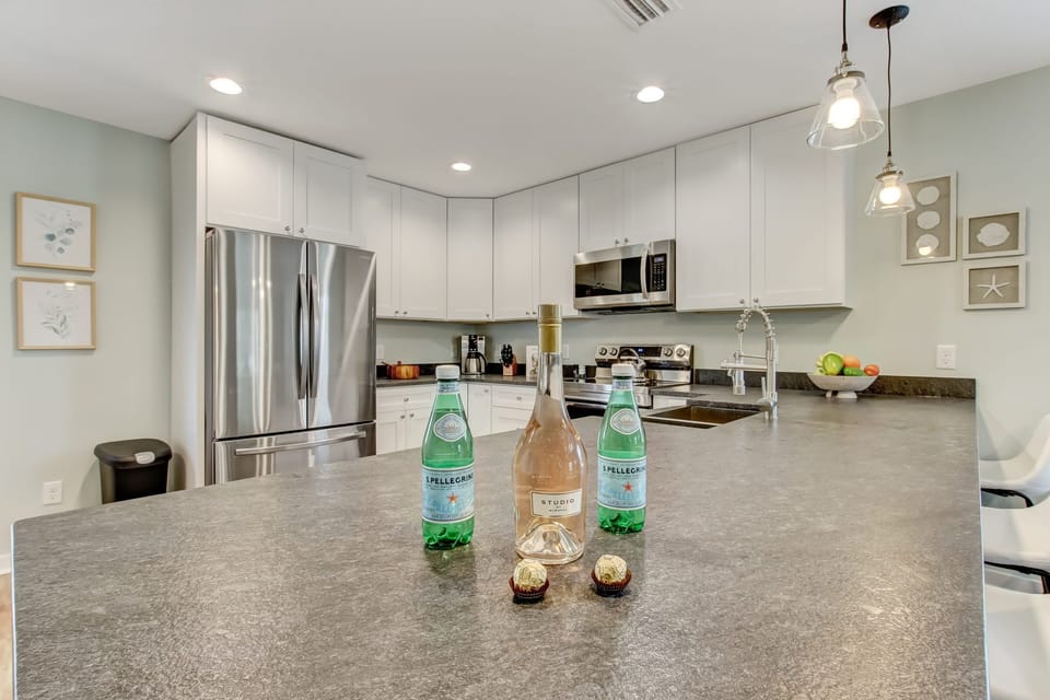 13-web-or-mls-18_5477 A1A South