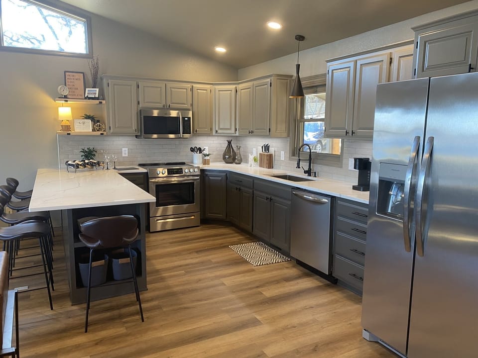 Beautiful, clean, newly renovated kitchen with all new appliances 