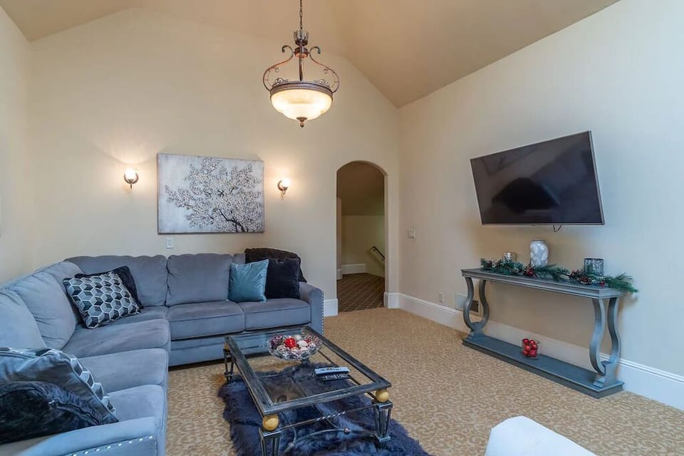 In- Suite Living Area