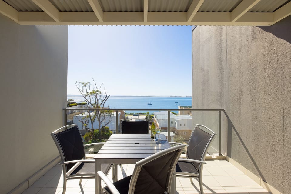 Balcony waterview