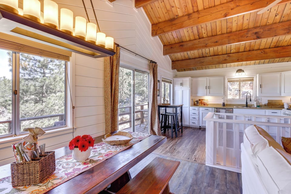 Dining Area | Main Level | Dishware & Flatware