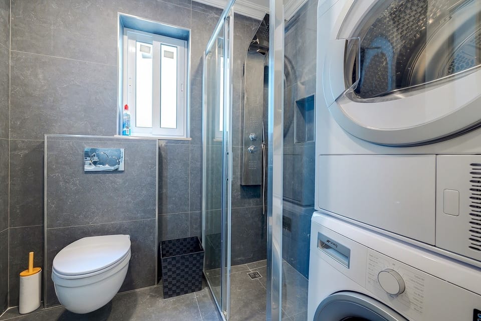 Art Deco Luxury Apartment, Central Location Apartment in Sliema