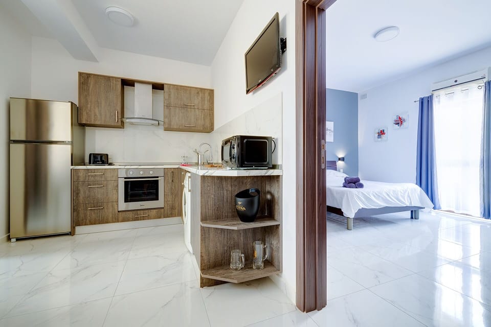 Microwave, oven, espresso maker, toaster