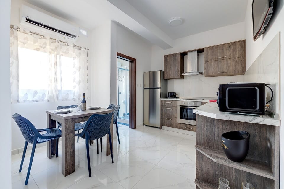 Microwave, oven, espresso maker, toaster