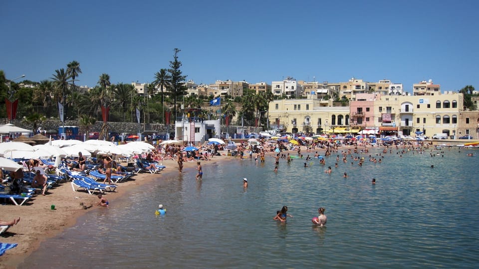Modern 1BR Apartment Steps From the Promenade Apartment in Malta