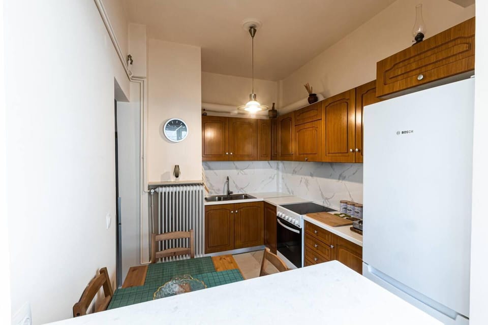Apartment | Private kitchen | Fridge, microwave, oven, stovetop