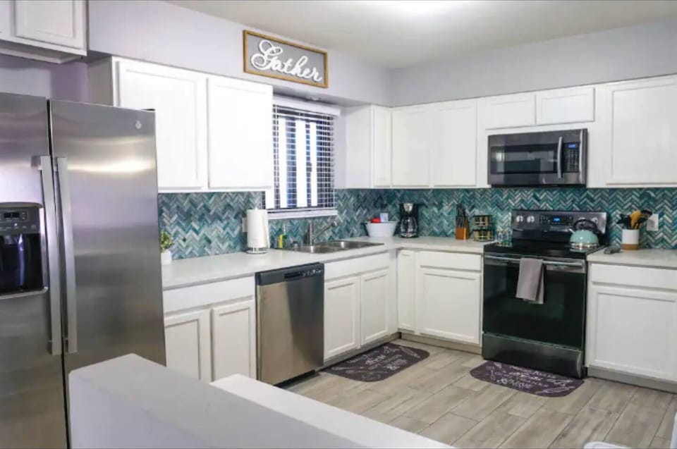 Beautiful updated kitchen