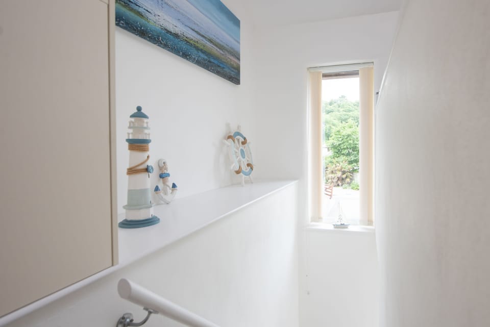 Kerensa, Portreath. First floor: Unique decor features throughout the property