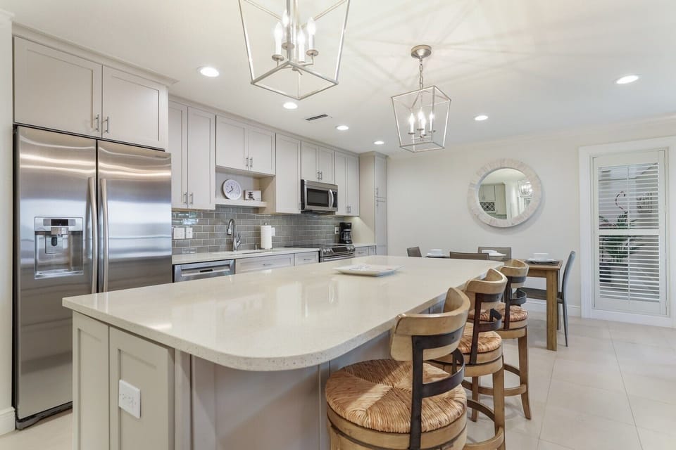 Condo, 2 Bedrooms | Private kitchen | Coffee/tea maker