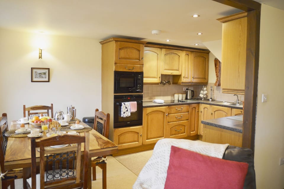 Cottage | Interior