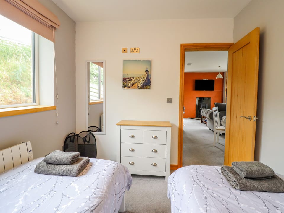 2 bedrooms, individually decorated, individually furnished, free WiFi