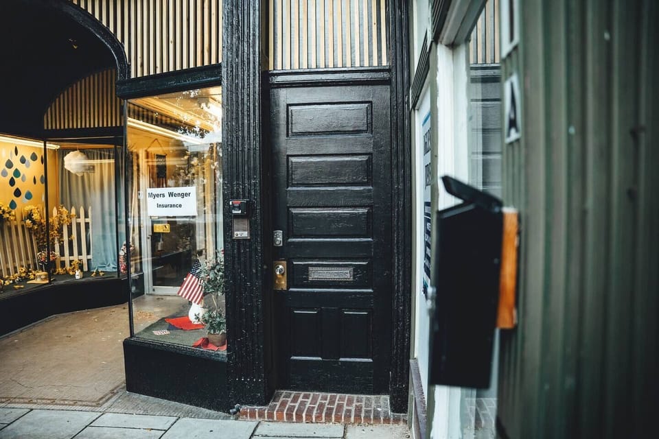 Door to access apartment