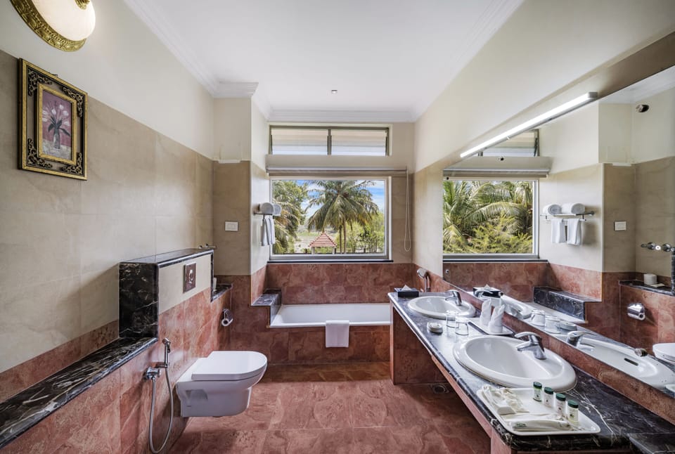 Rainfall showerhead, free toiletries, hair dryer, bathrobes