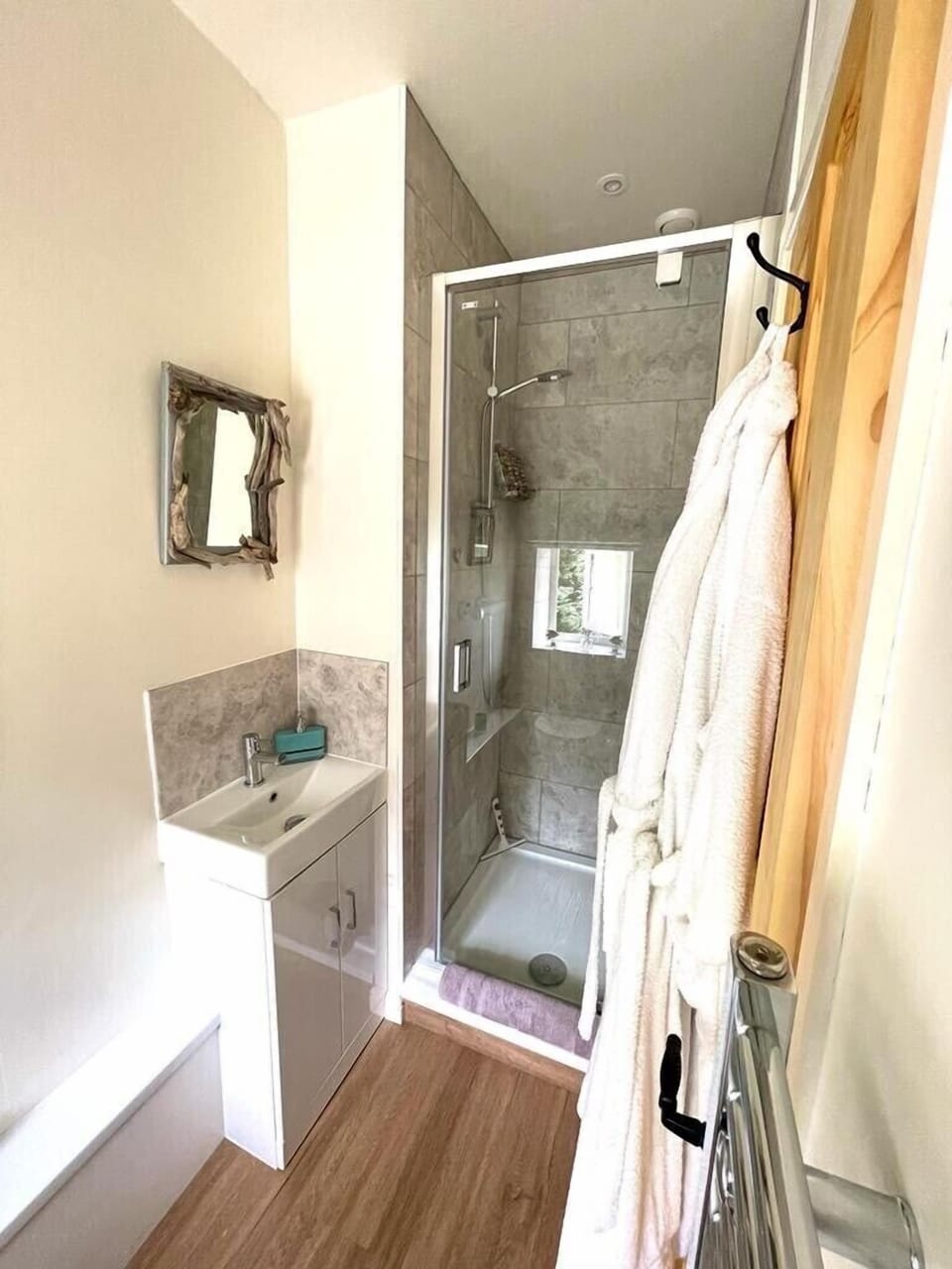 En-suite shower room