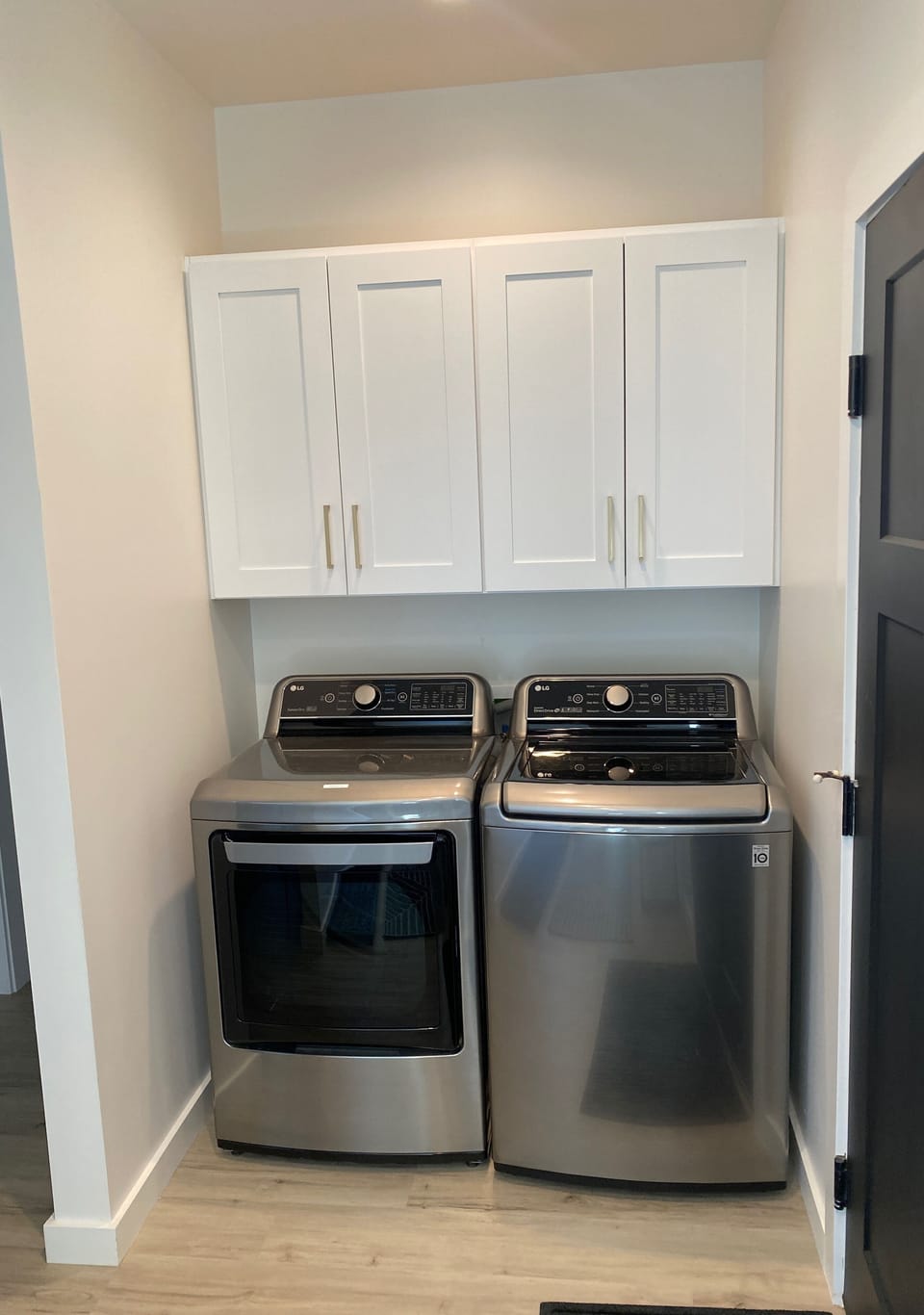 Laundry (first floor)