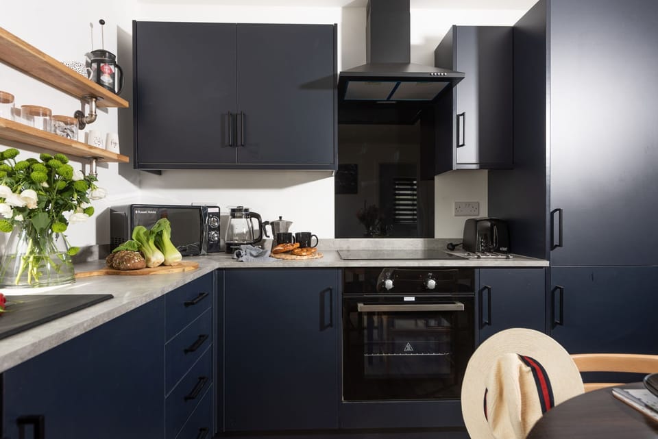 Spacious kitchen for cooking - Bay Dream