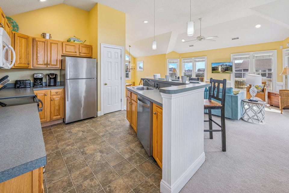 Surf or Sound Realty - 1039 - Island Stylin - Kitchen -4