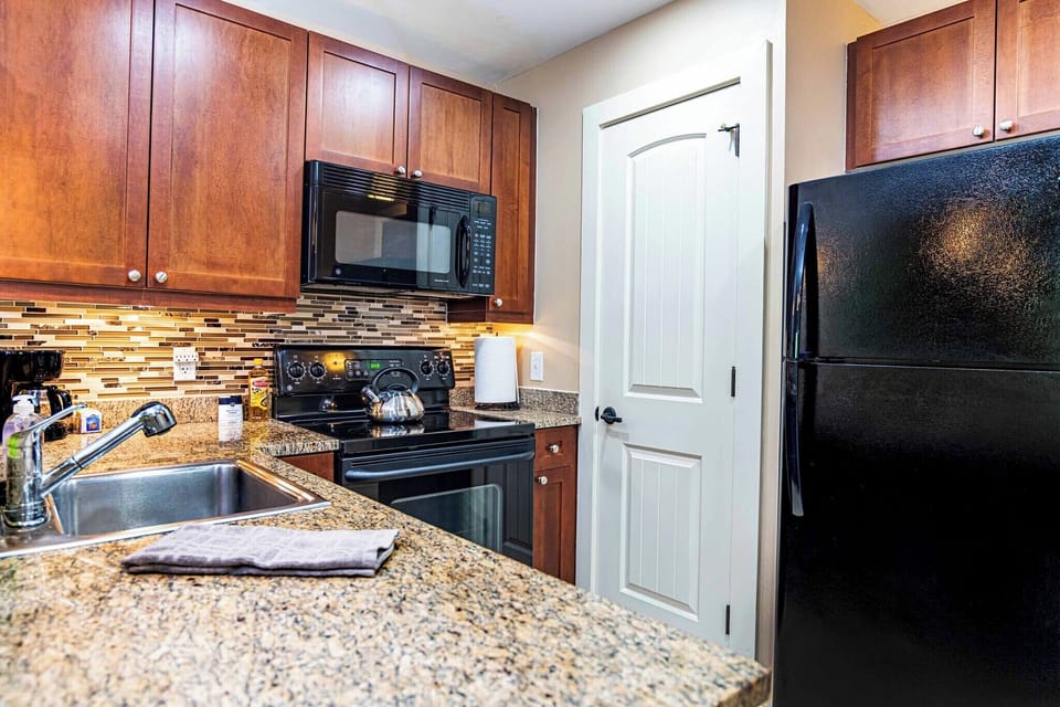 Kitchen c