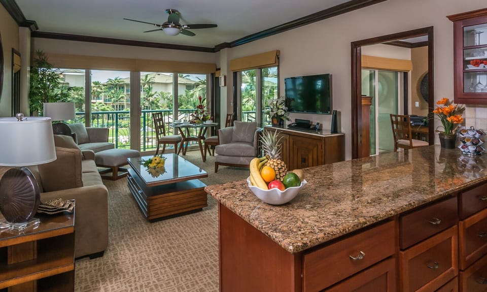 C304 Ocean & Pool View