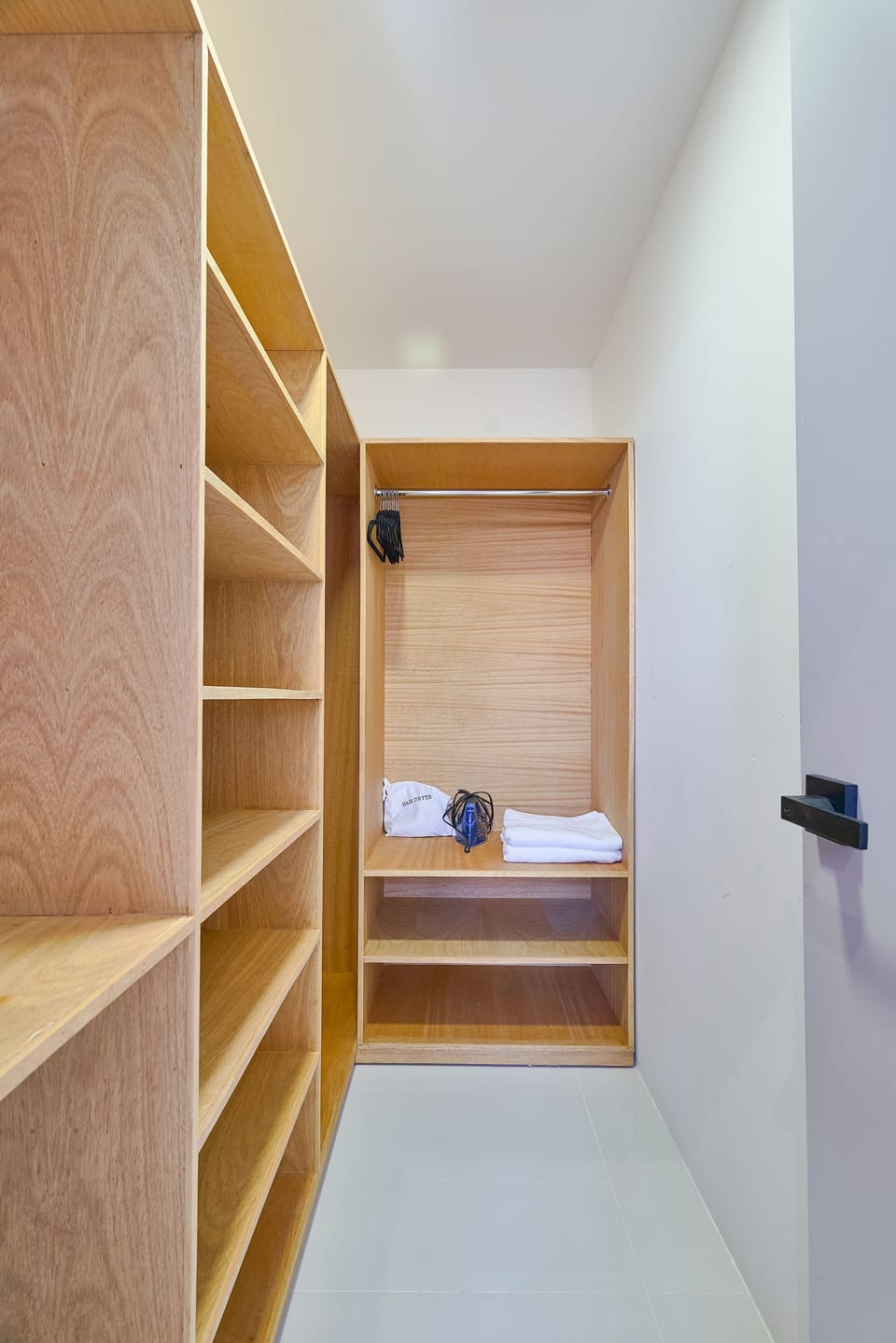 Executive Room, 2 Bedrooms, Non Smoking, City View | Wardrobe