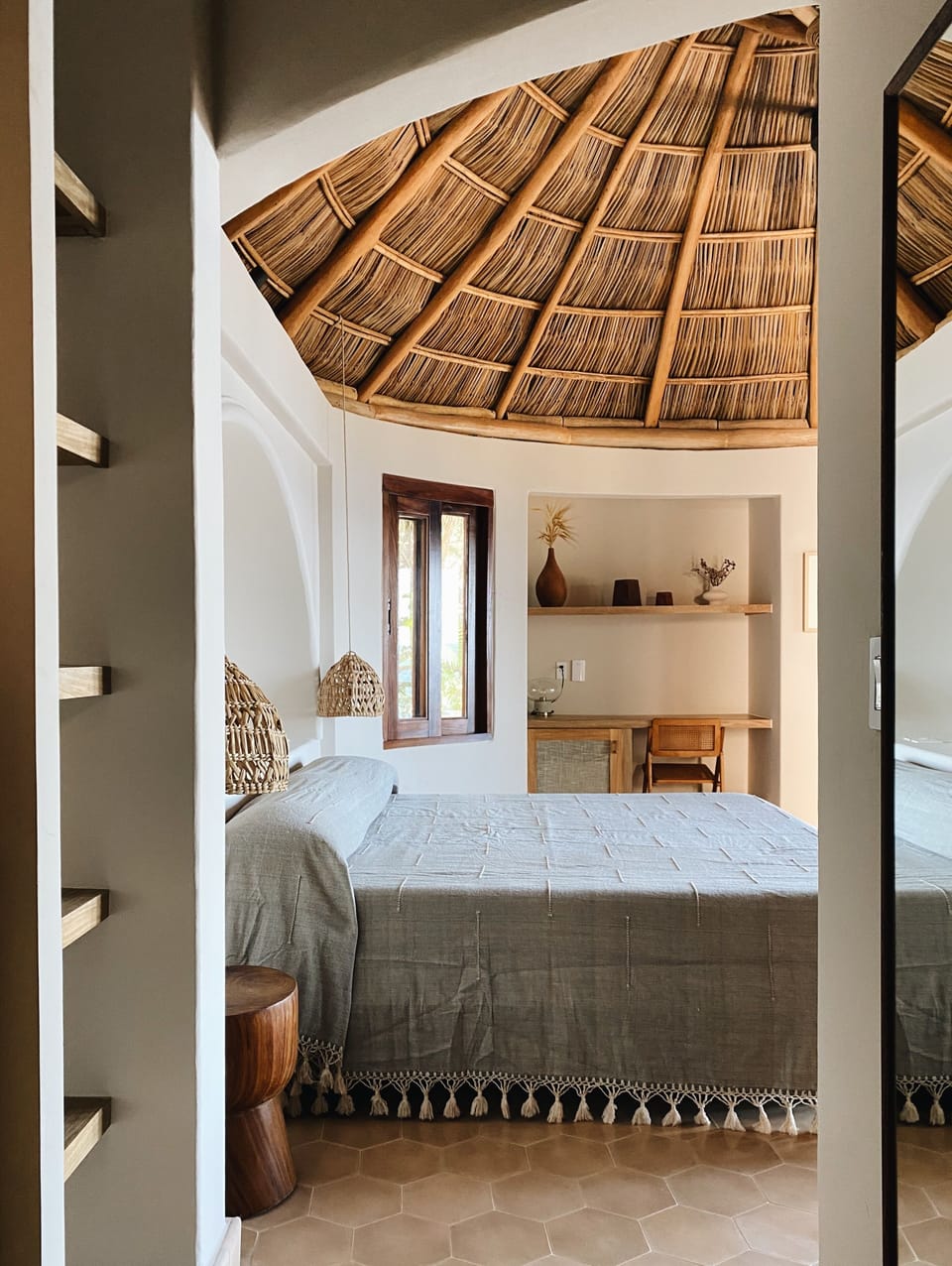 Bungalow | Premium bedding, minibar, in-room safe, individually decorated