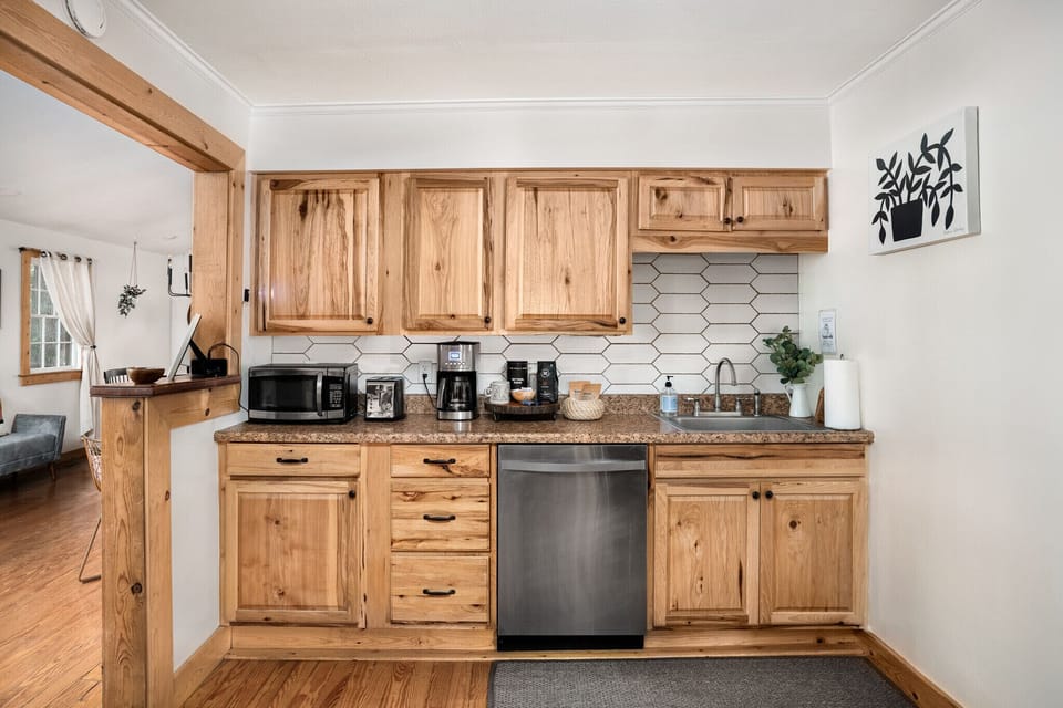 Microwave, Cuisinart coffee machine, Organic coffee, Toaster