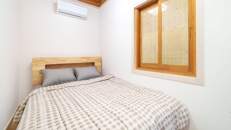 Basic Room, 5 Bedrooms (family) | 5 bedrooms, free WiFi