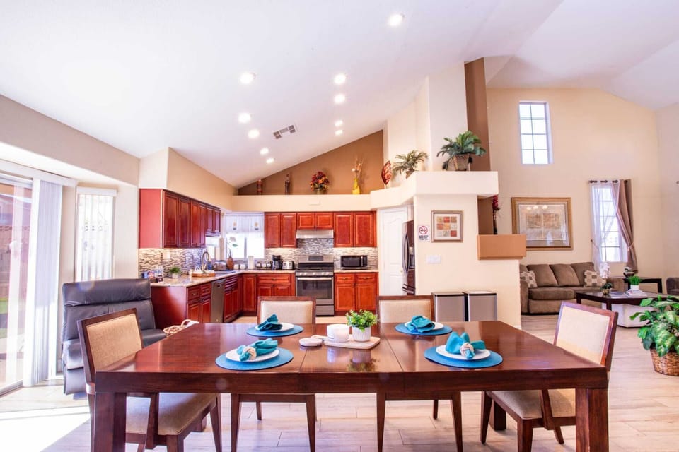Enjoy your meals with a view of the pool