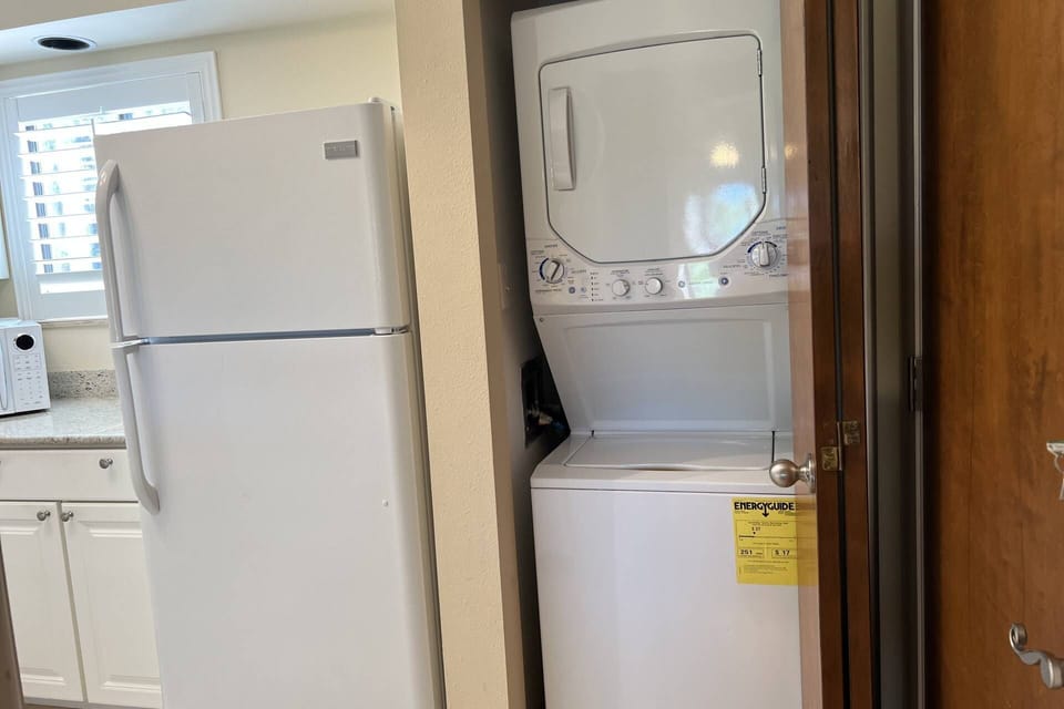 Stackable washer & dryer for your convenience!