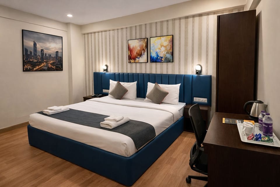 Premium Room, 1 Queen Bed | Egyptian cotton sheets, premium bedding, down comforters