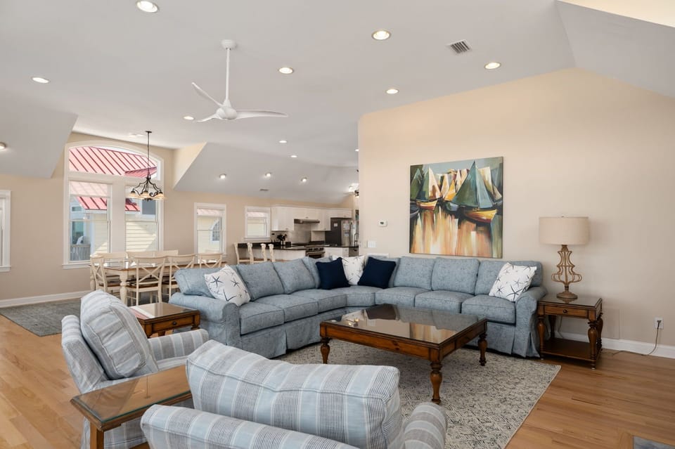 SNH101: Busy Being Fabulous l TL Living, Dining & Kitchen