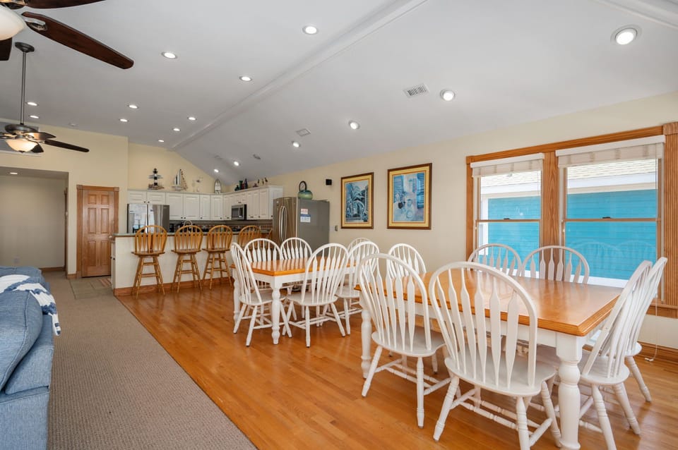 NH205: Celestial Shore | TL Dining & Kitchen Areas