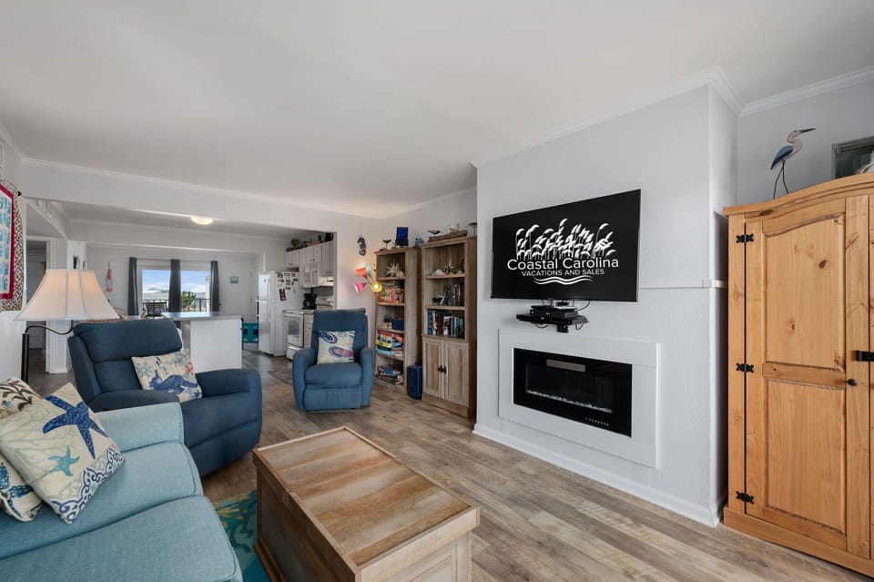 DL101: Pooh's Corner | Living Area