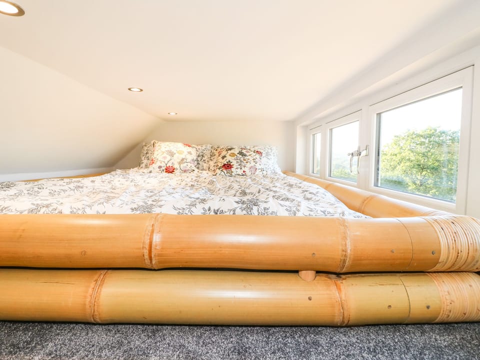 1 bedroom, individually decorated, individually furnished, free WiFi
