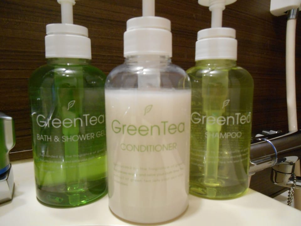 Bathroom amenities