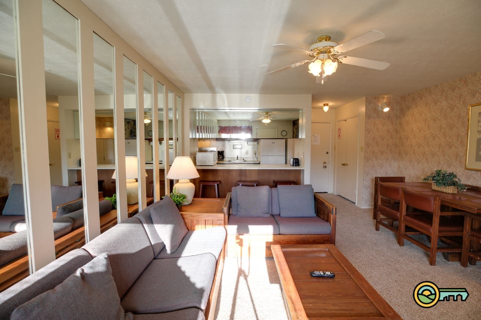 Living room & kitchen