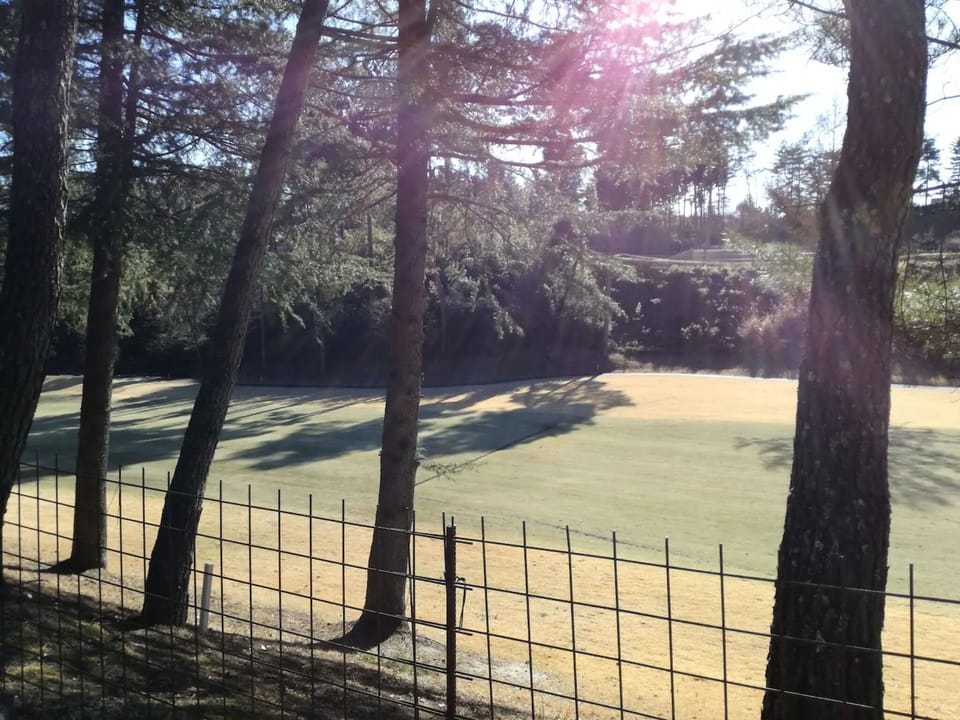 A short walk to the golf course