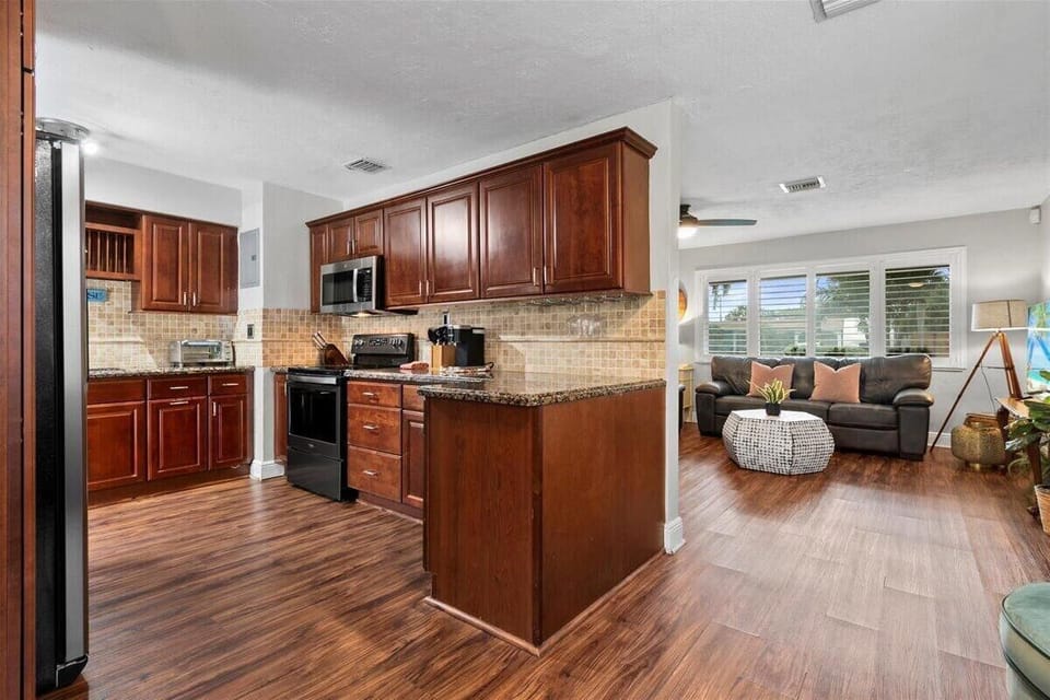 Chef up your favorite meal in the large kitchen, or brew up your morning coffee!