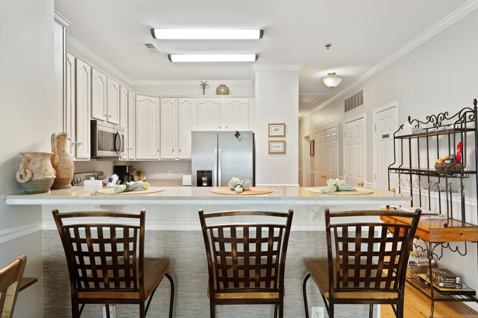 Kitchen with Bar Seating
