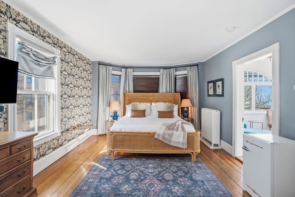 JANE PICKENS | Premium bedding, memory foam beds, minibar, in-room safe