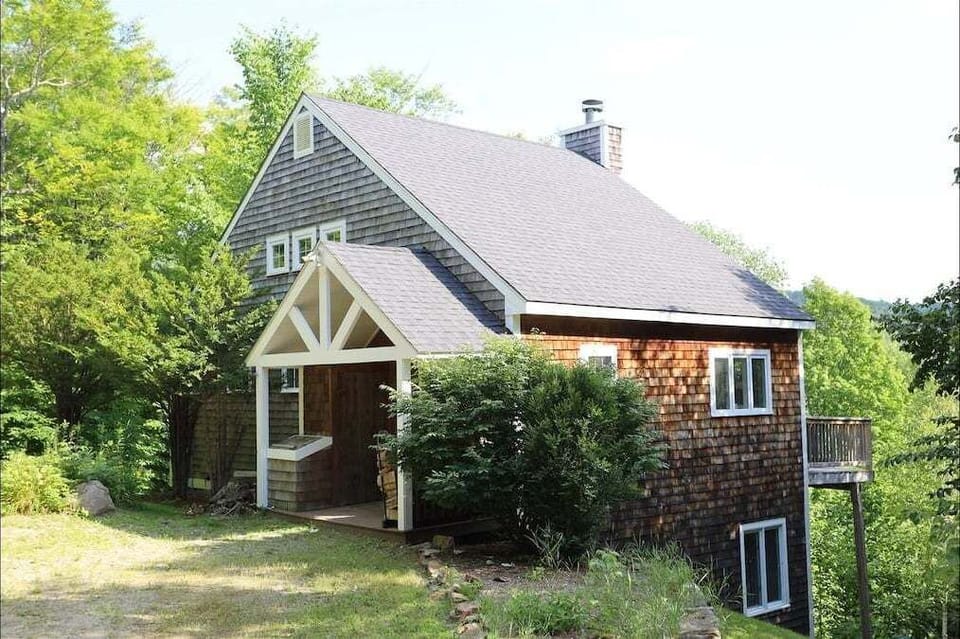 Front of Pet Friendly Private Home in Waterville Estates
