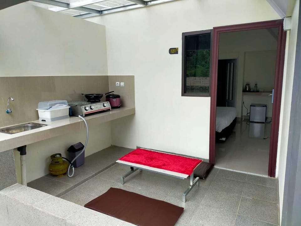 Executive Villa, 1 Bedroom | Private kitchen | Mini-fridge, dishwasher, rice cooker, cookware/dishes/utensils