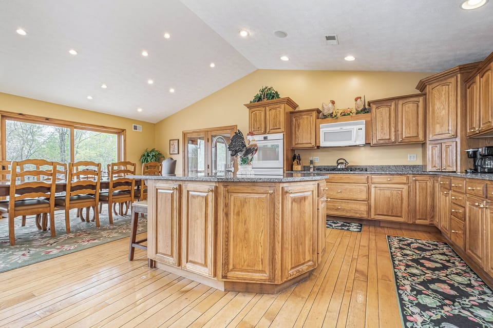 House (4 Bedrooms) | Property amenity
